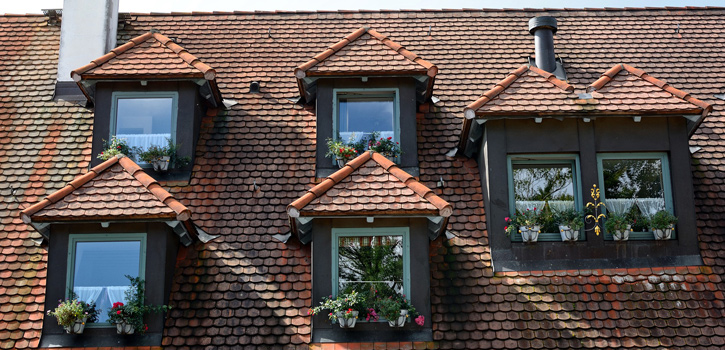 Verschiedene Fenster, verschiedenes Material